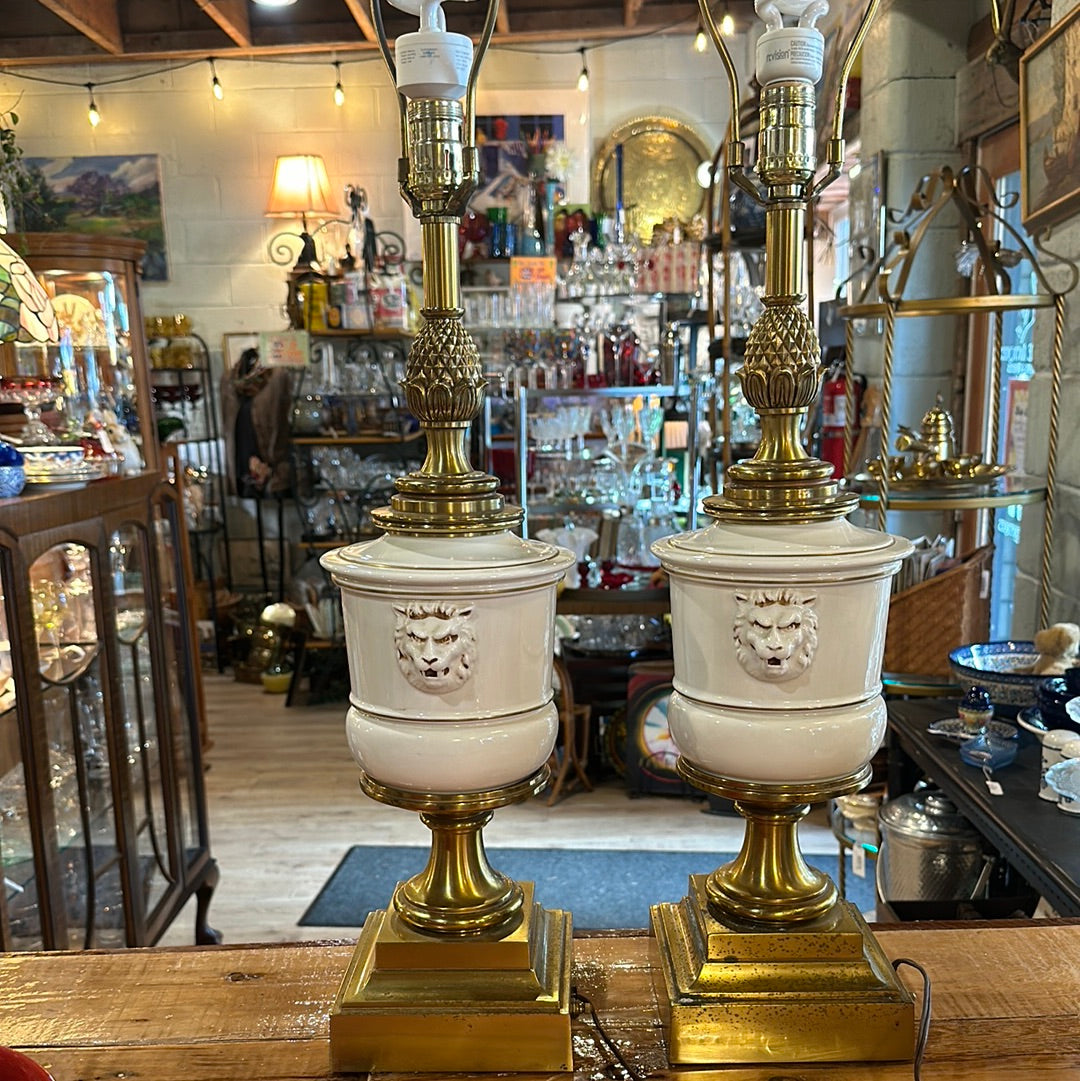 Hollywood Regency Stiffel Brass & Porcelain Lions Head Table Lamp