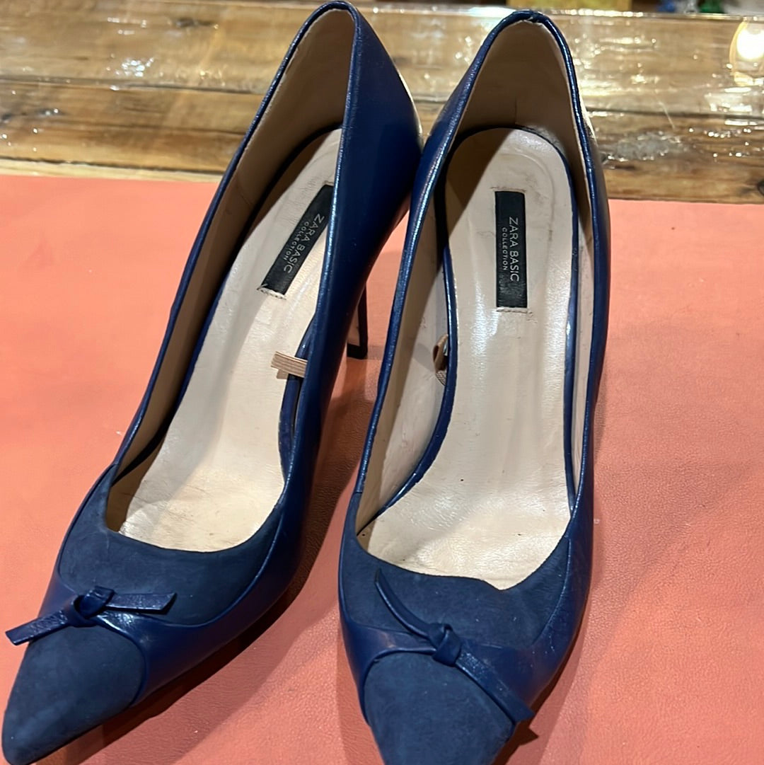 Zara Basic Navy Blue Heels