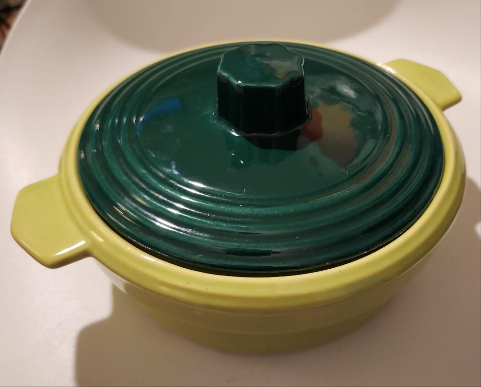 Vntg California Pottery 2 Tone Green Lidded Dish