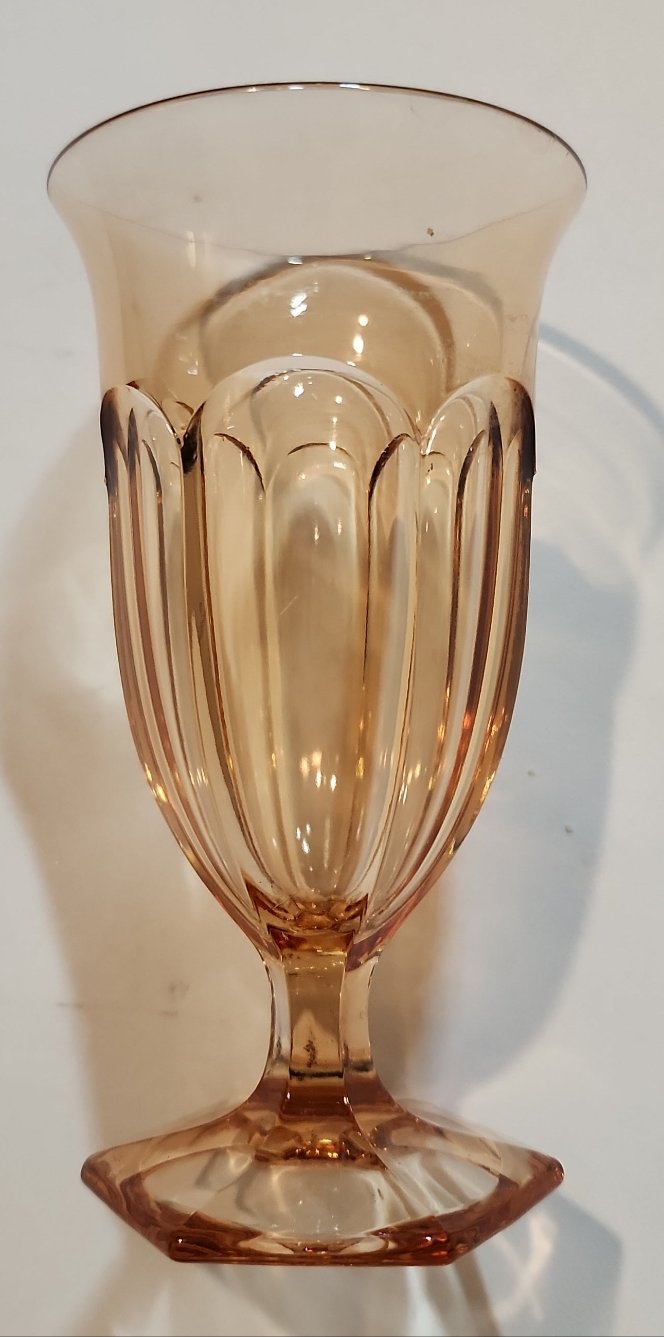 Vntg Peach Glass Goblet
