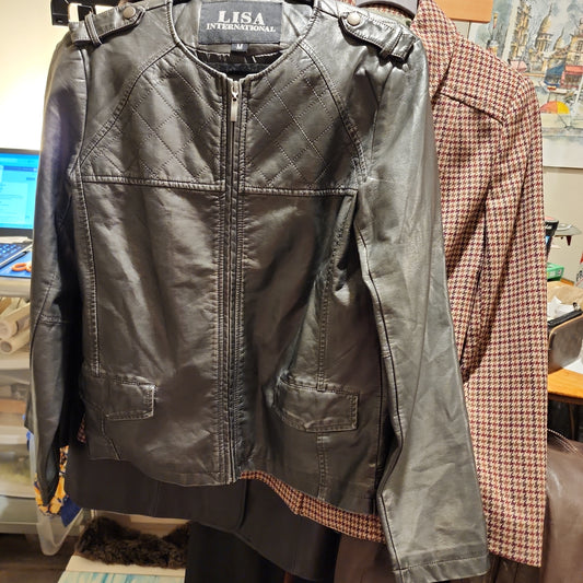 Vntg Lisa International Faux Leather Jacket