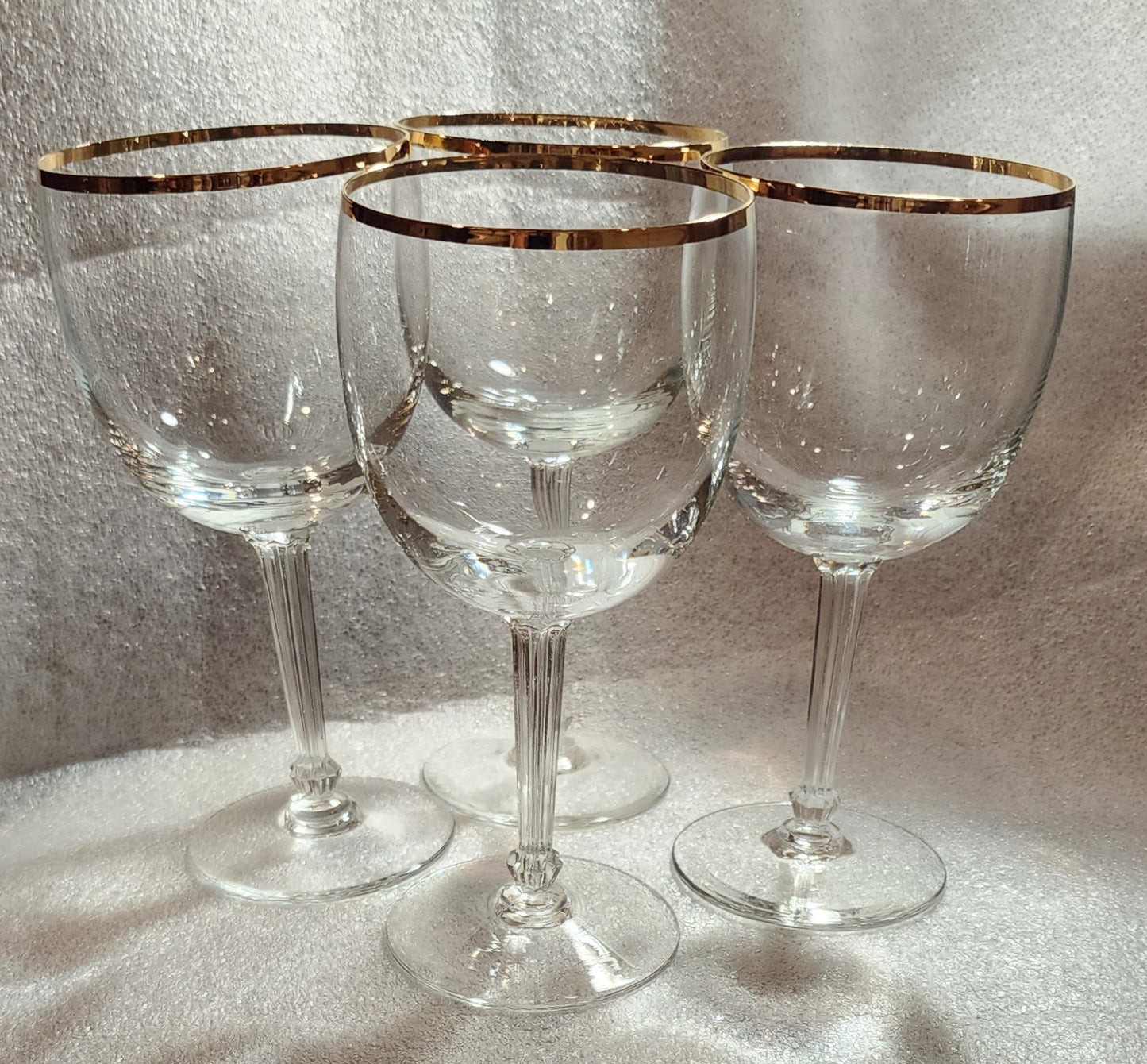 Vntg Mikasa Crystal Vision Gold rim Wine Glass