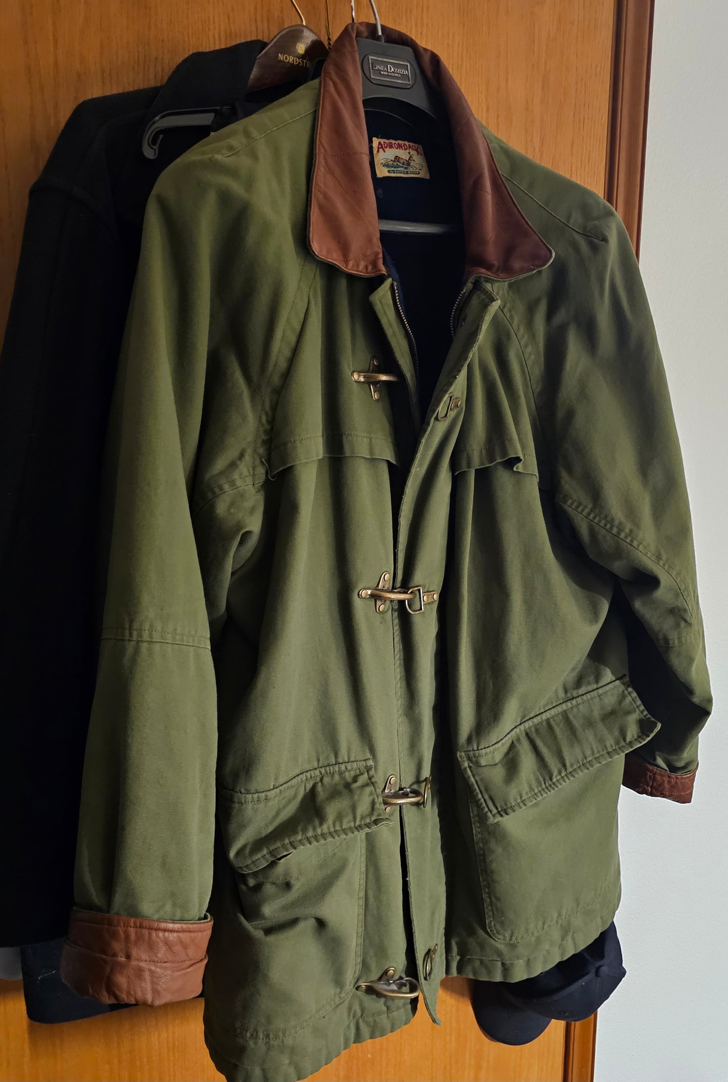 Vntg Adirondack Barn Coat