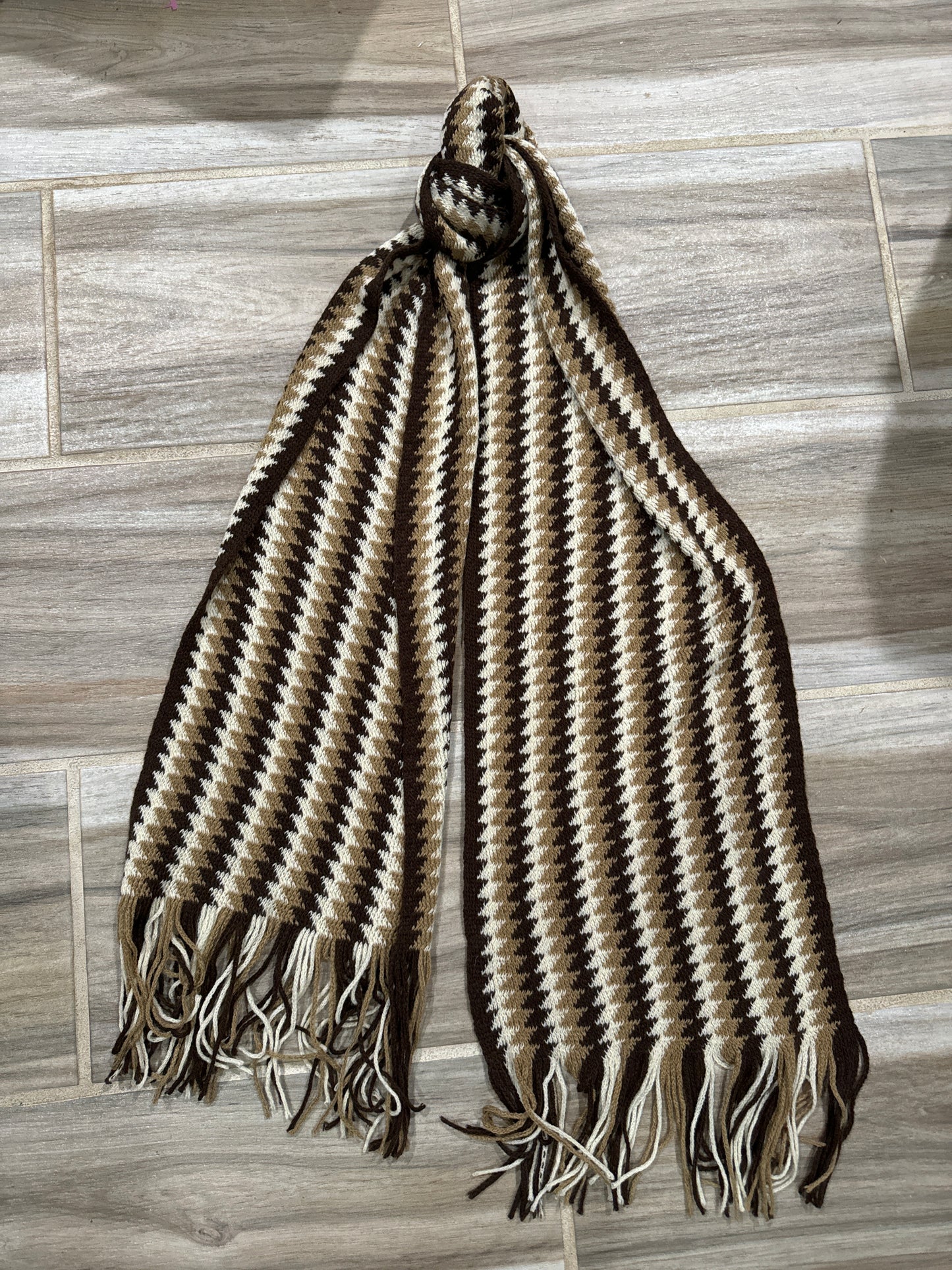 Vtg 60s Brown Zig Zag Scarf