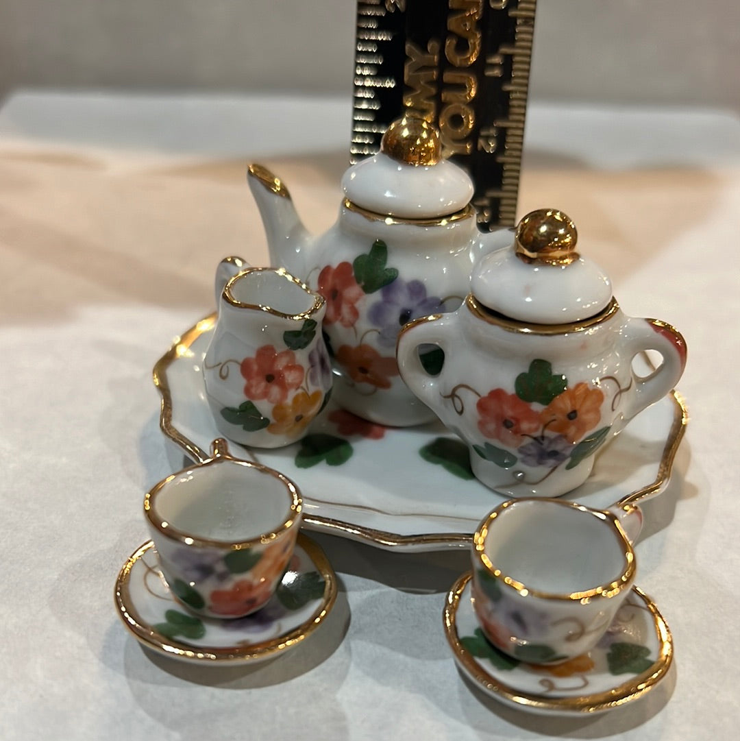 Mini Porcelain Floral Tea Set (10 pcs)