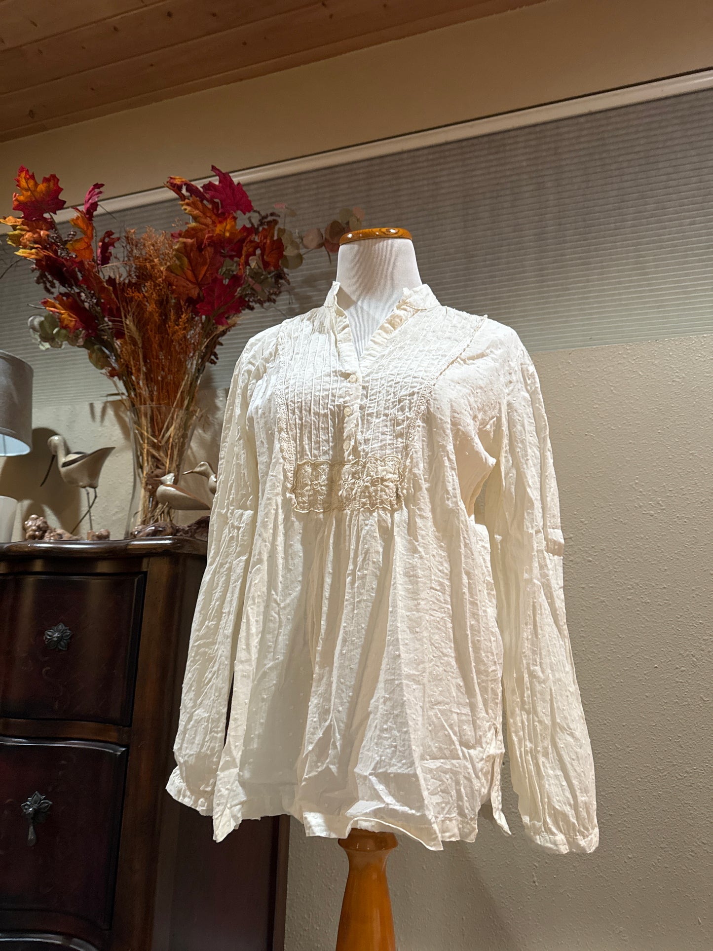 Vtg Faded Glory White Floral Blouse