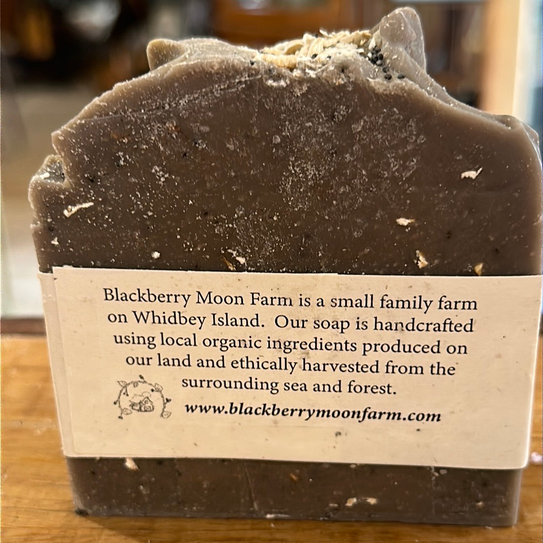 Grizzly Grit Soap Made in Whidbey Island, WA