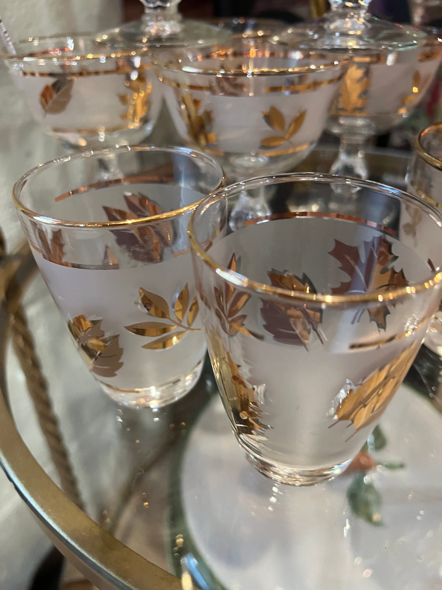 Vtg Sm Libby Frosted Gold Leaf Drinking Glasses  (2)
