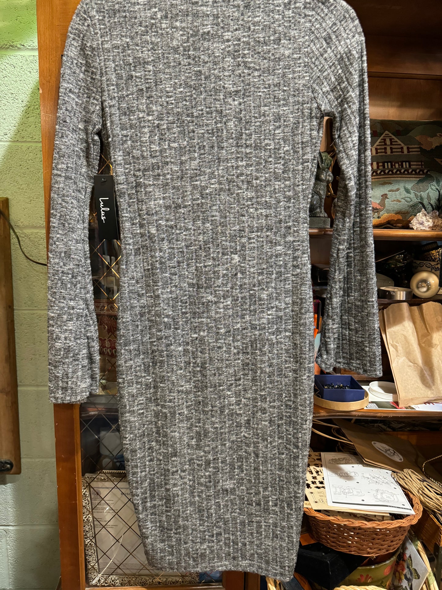 Lulu’s Gray Flared Sleeve Dress