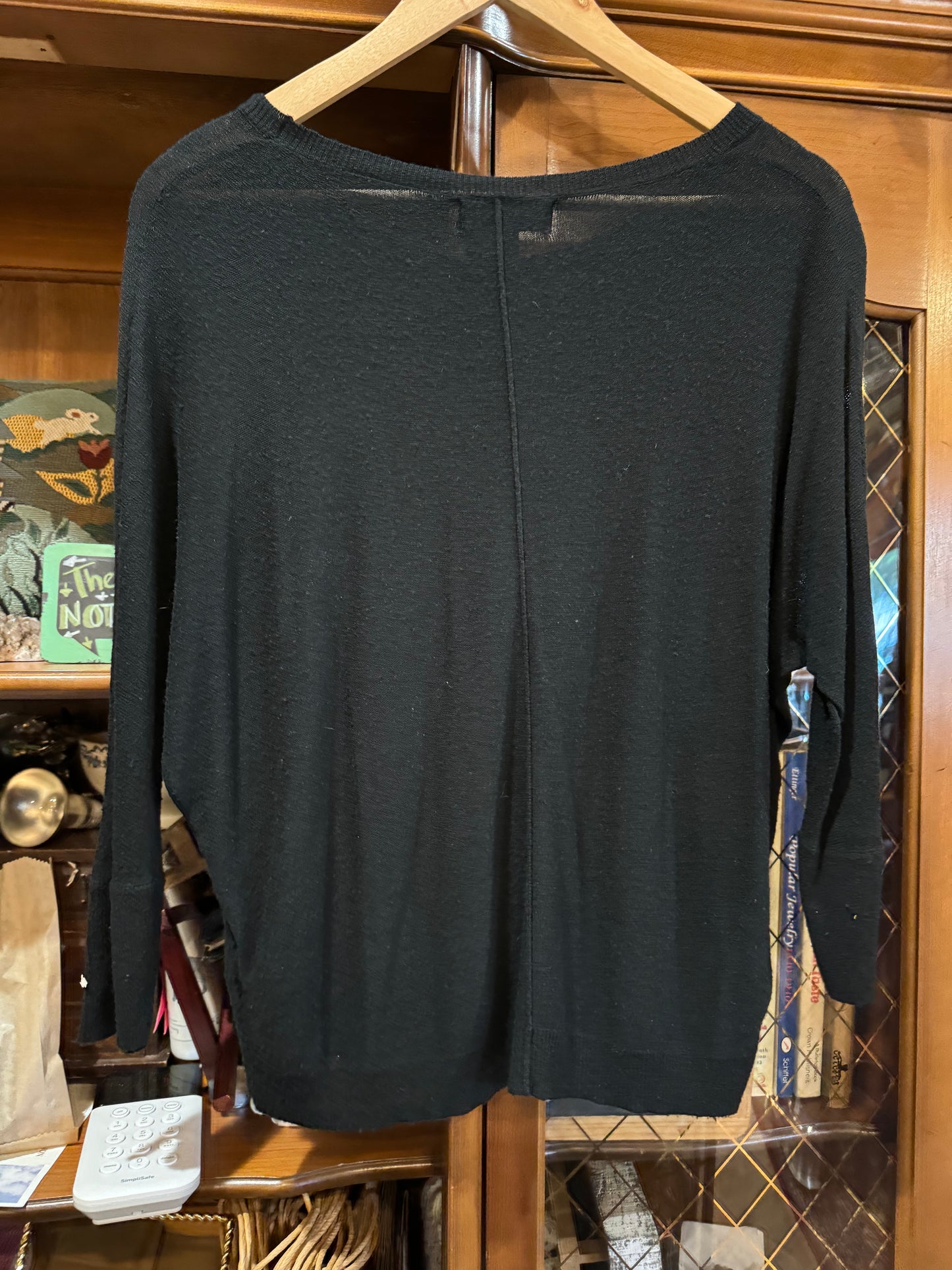 Mossimo Black 3/4 Sleeve Sweater