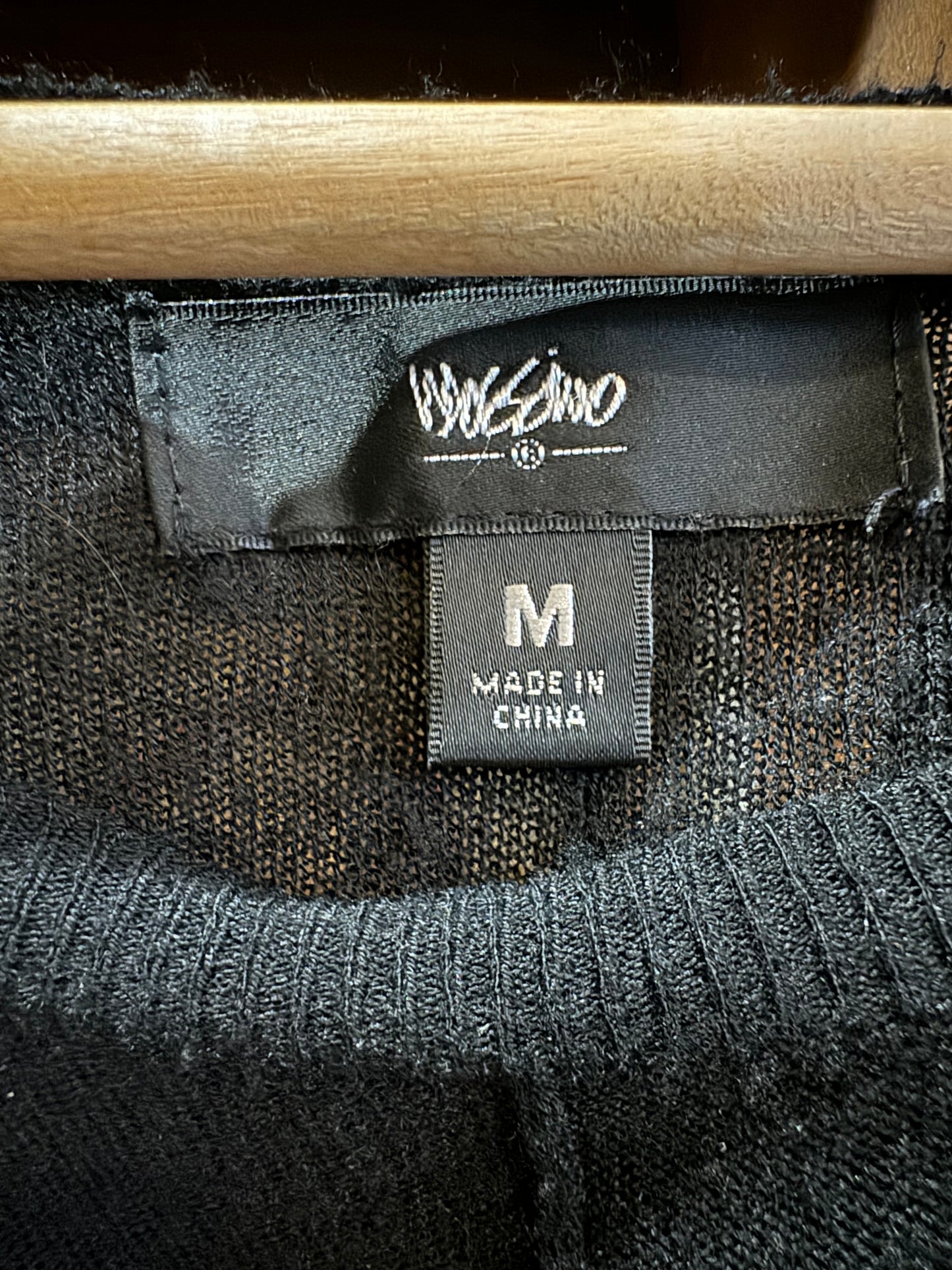 Mossimo Black 3/4 Sleeve Sweater