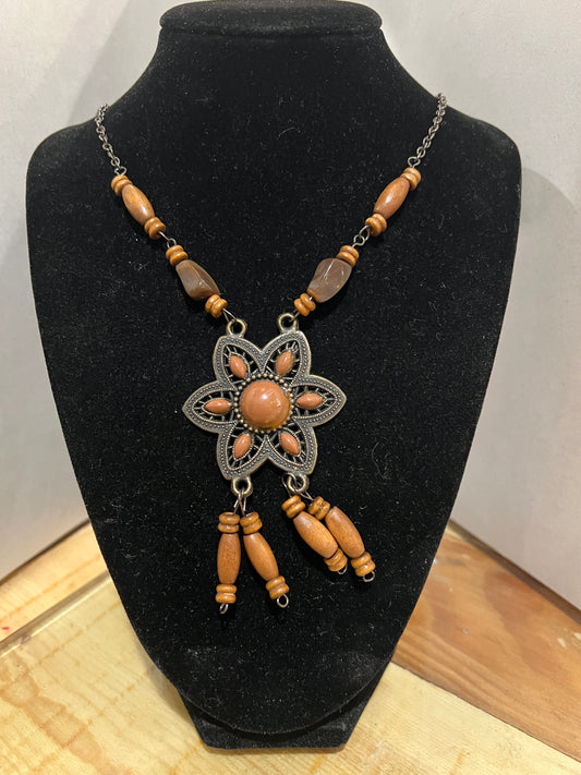 Boho Flower Style Mid-Length Necklace