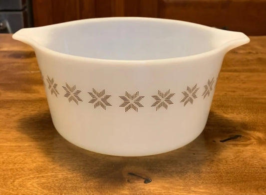 473 Pyrex Town & Country Casserole