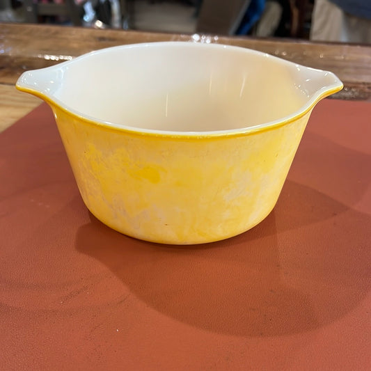 Vtg Yellow Pyrex Casserole Dish 1 Quart
