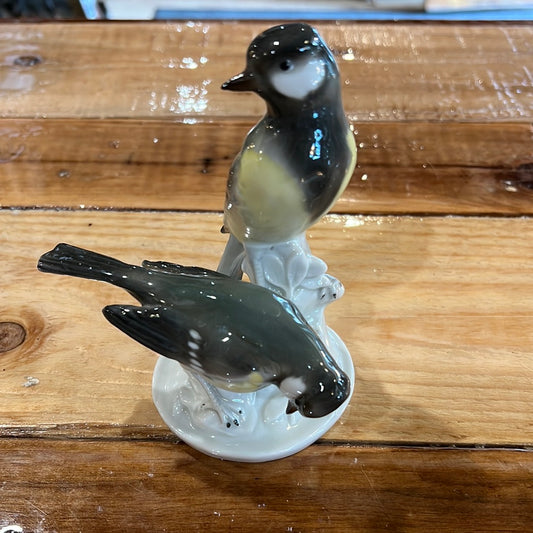 Gobel Pair of Great Tit Bird Firguine