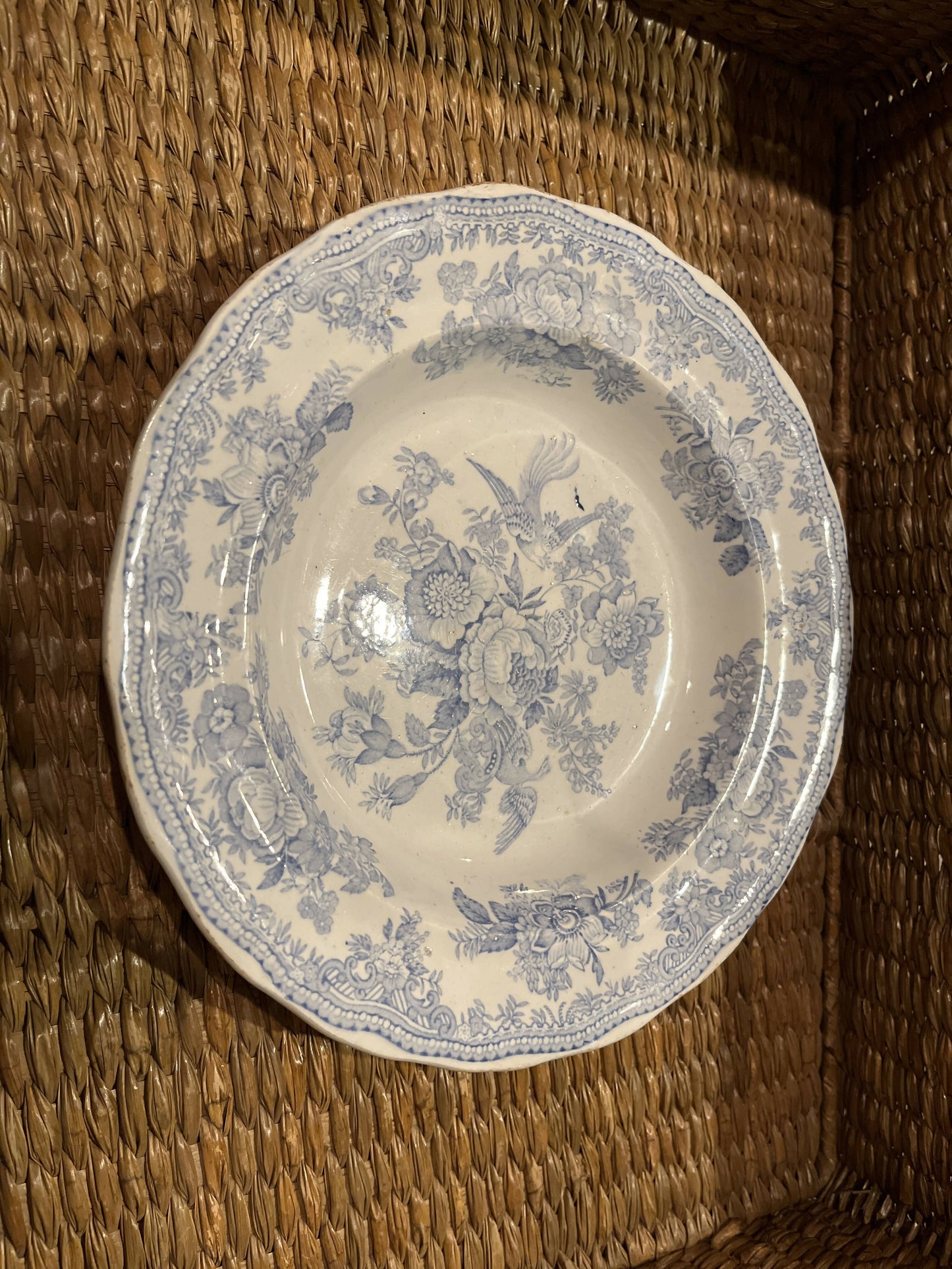 Antique c. 19th century “Asiatic Pheasants” English ironstone serving bowl