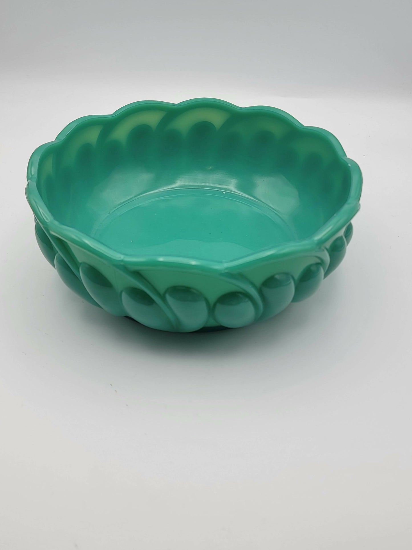 Green tiara glass bowl