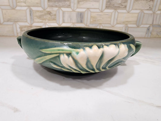 1945 Roseville Pottery Freesia 6" green bowl