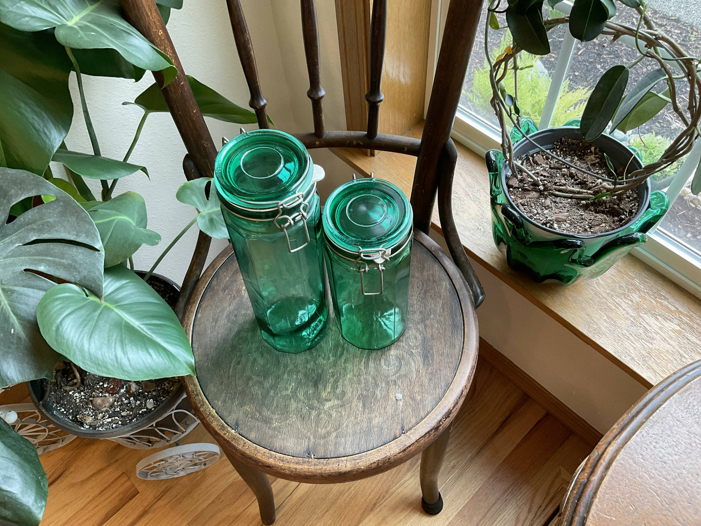 Vntg Large Green Glass Canister