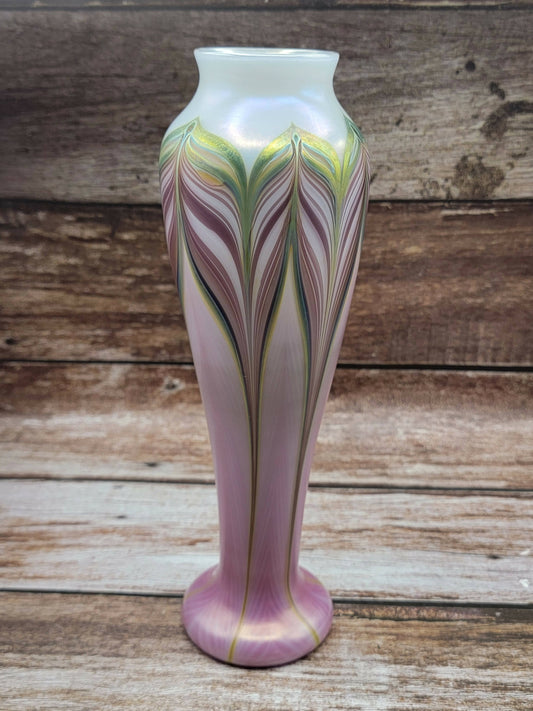 Zellique signed pulled feather art glass vase