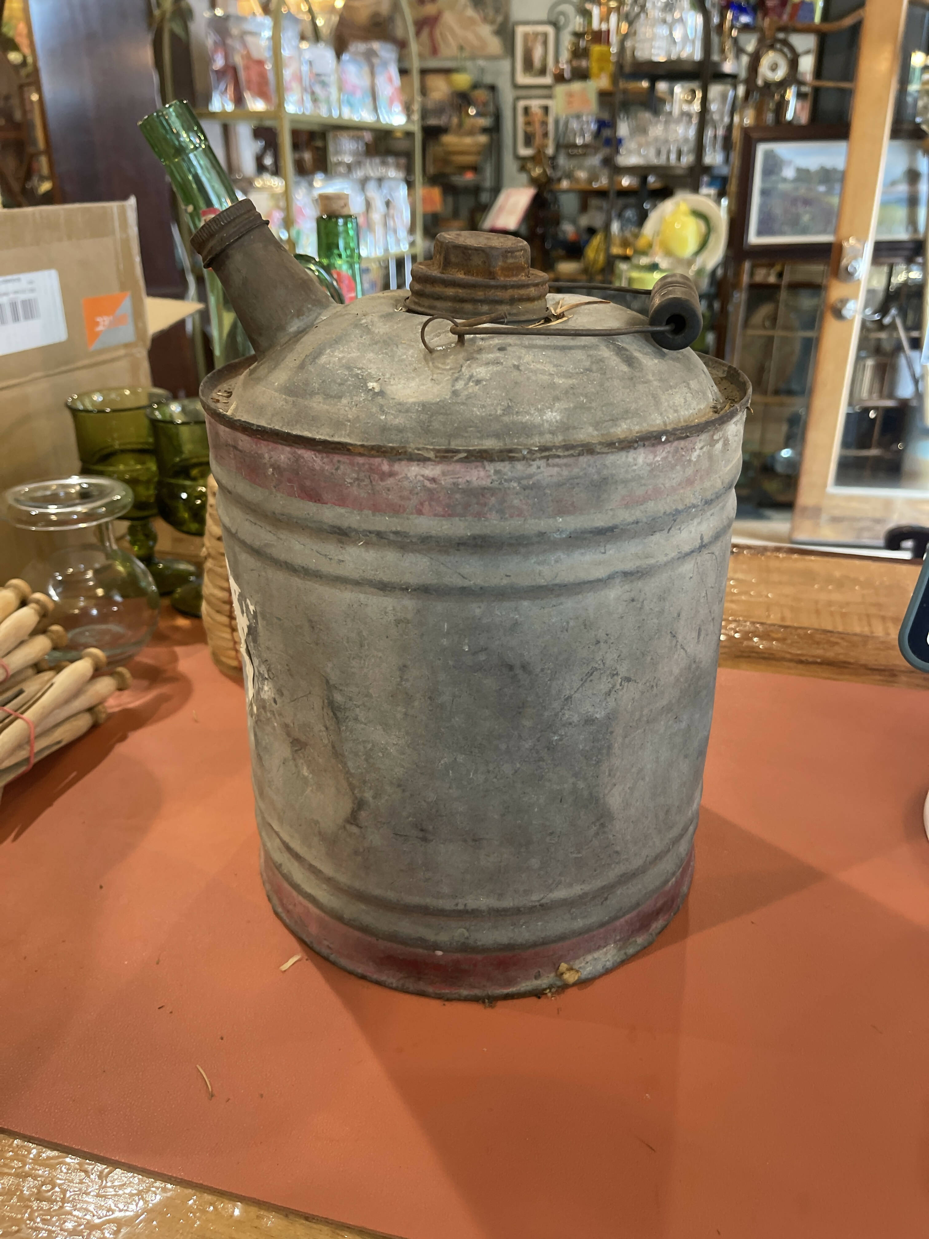 Vintage Gas Can WildHareAntiques   E6eczE4ilH 