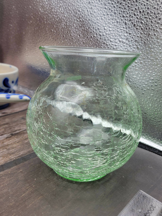 Light green crackle glass vase