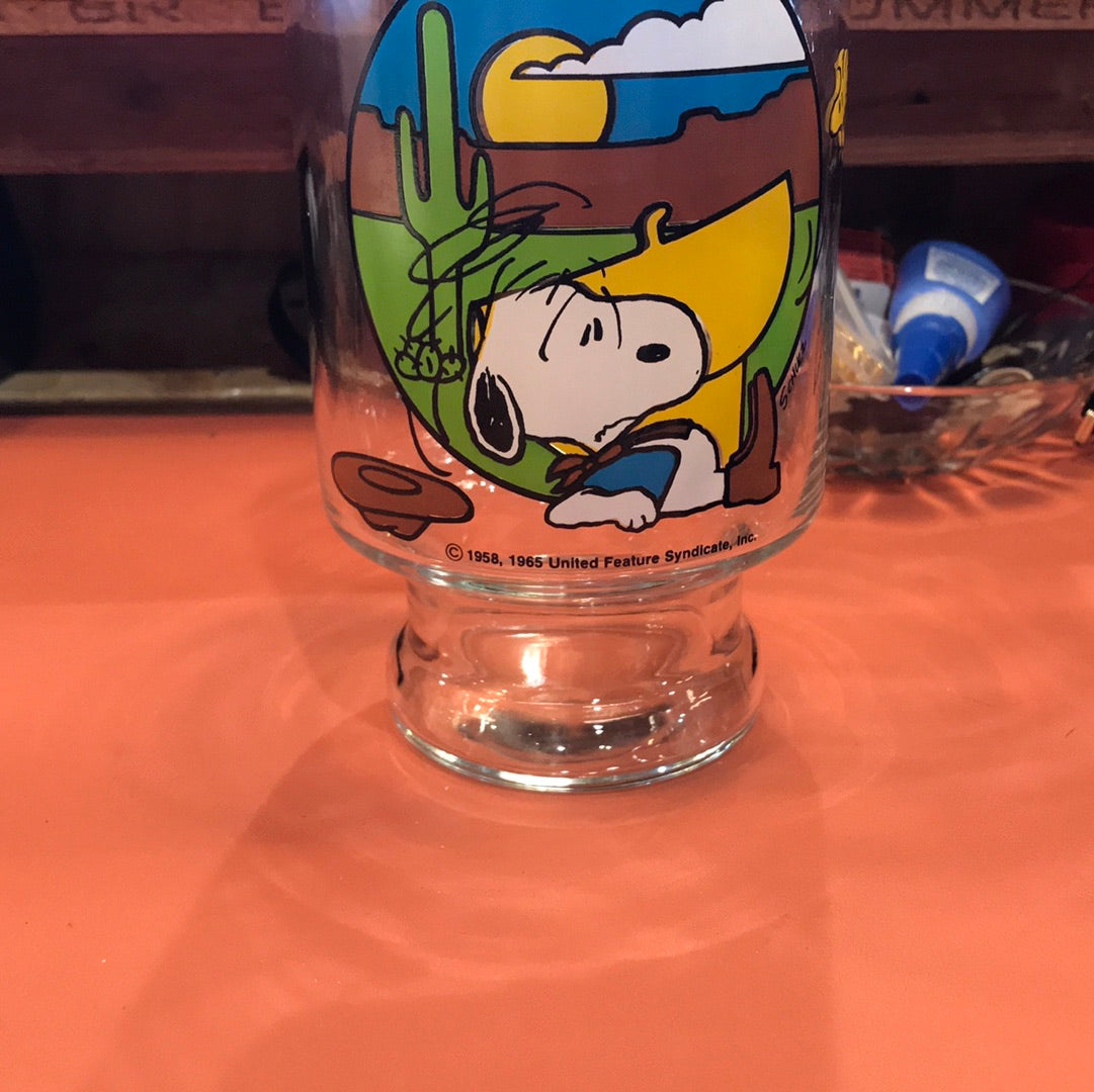 1958 Snoopy Glass