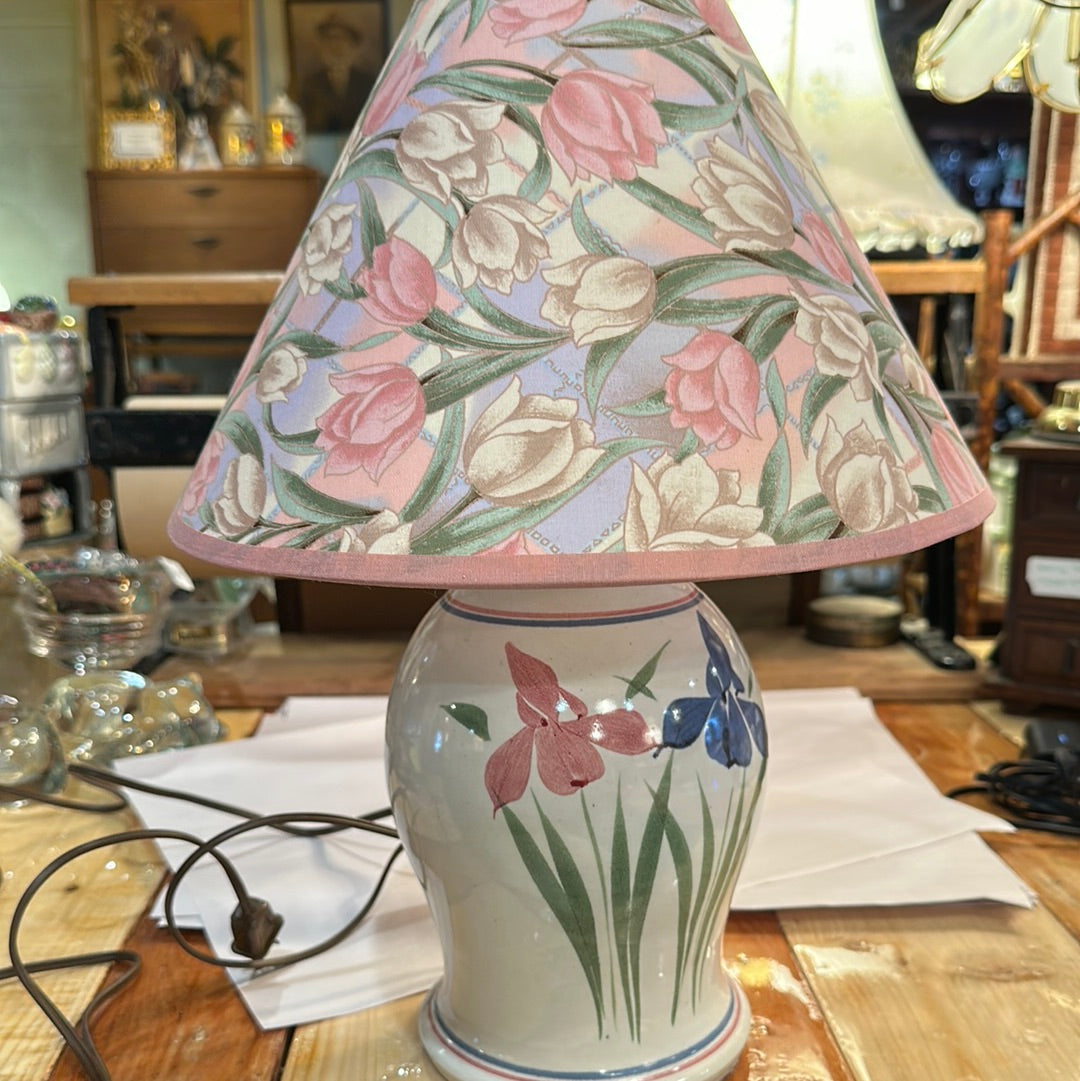 Vtg Iris Floral Ceramic Lamp
