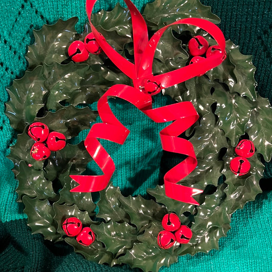 Vtg Metal Holly Berry Holiday Wreath
