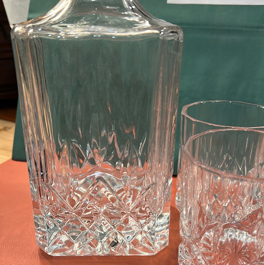 Crystal Decanter w/4 matching Rocks Glasses