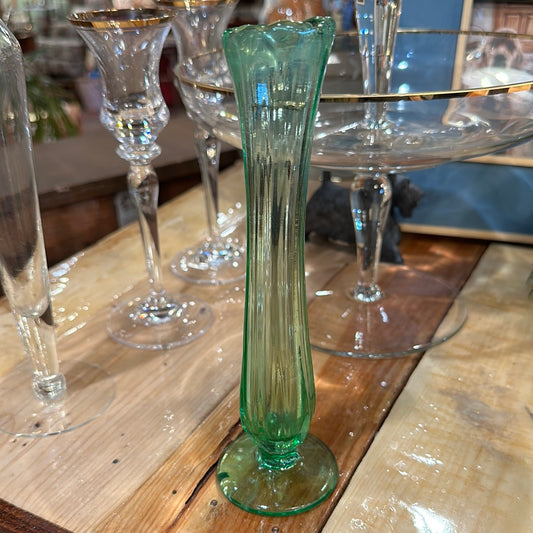 Vtg Uranium Glass Green Bud Vase