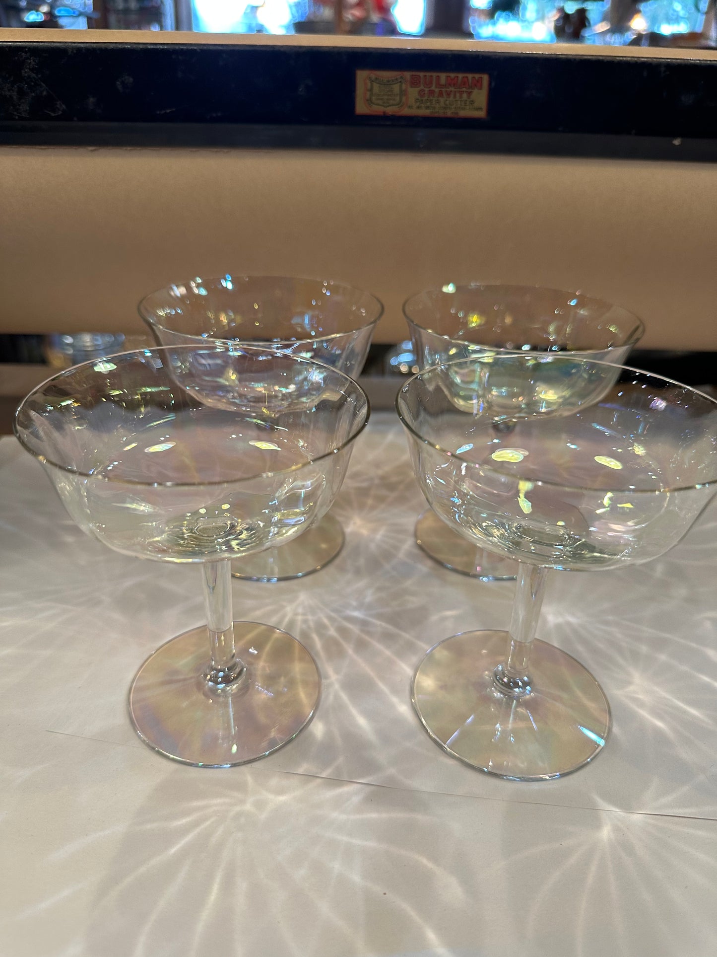 Set of 4 Dorothy Thorpe 60’s Bubble Clear Coupe Glasses