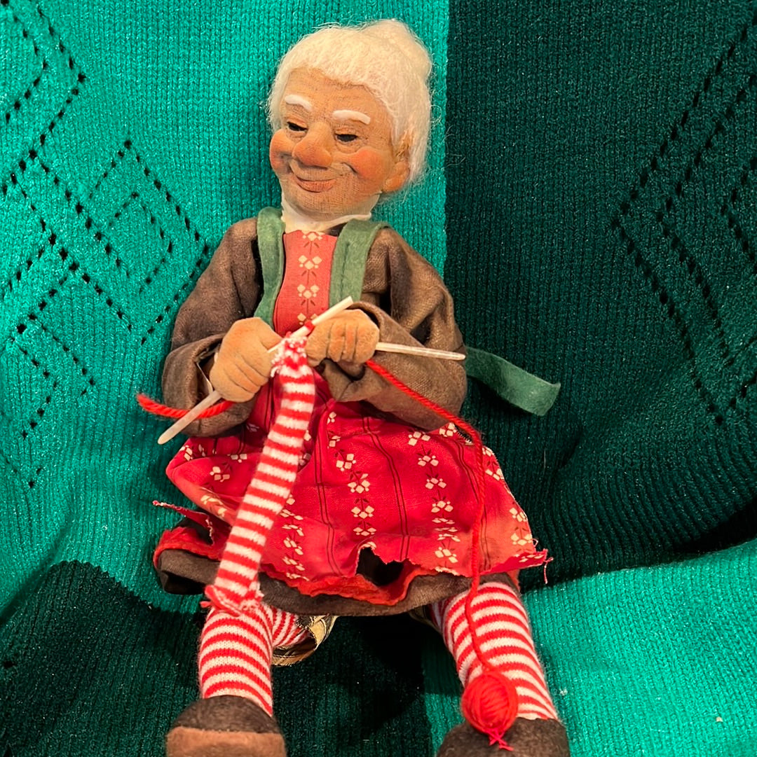 Vtg W. German Stockinette Grandma Knitting
