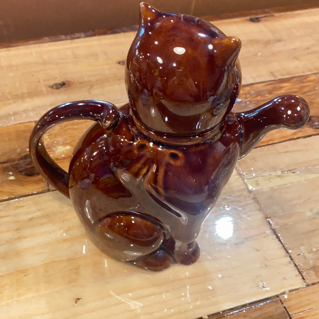 Brown Cat Teapot