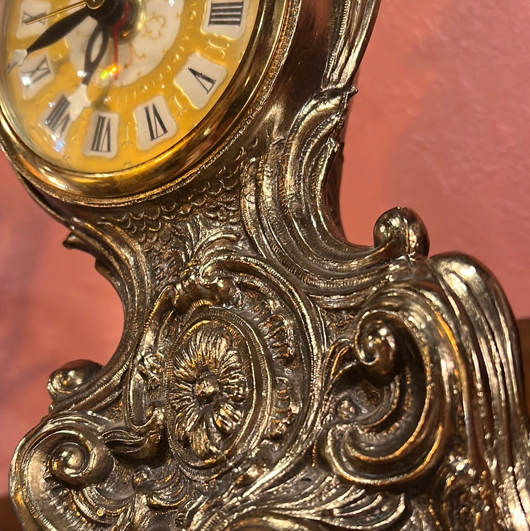 Vtg Brass United Mantle Clock