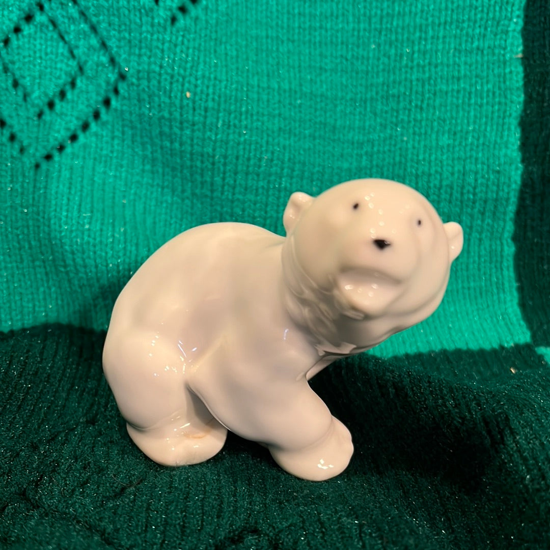 Vtg Polar Bear Figurine