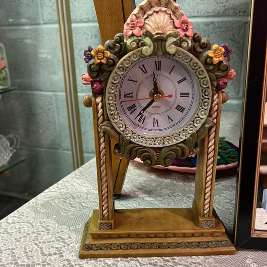 Vtg Resin Mantle Tabletop Floral Clock