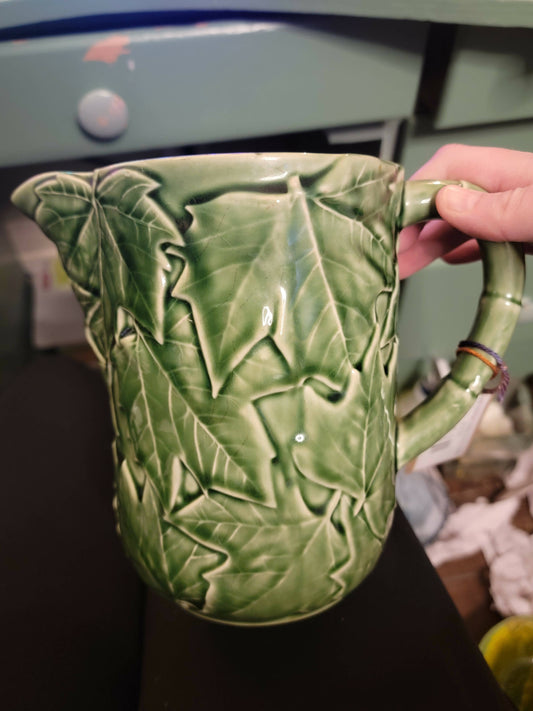 Leaf pitcher made in Portugal