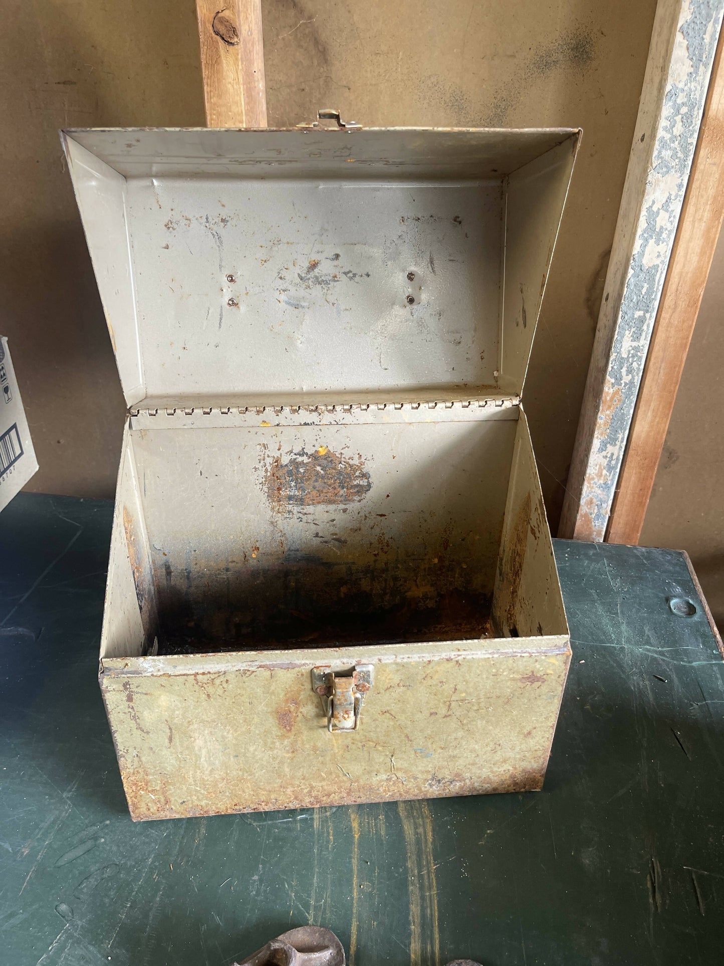Vintage Craftsman Tan Tool Box